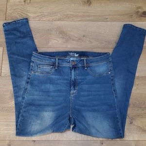 High waisted jegging